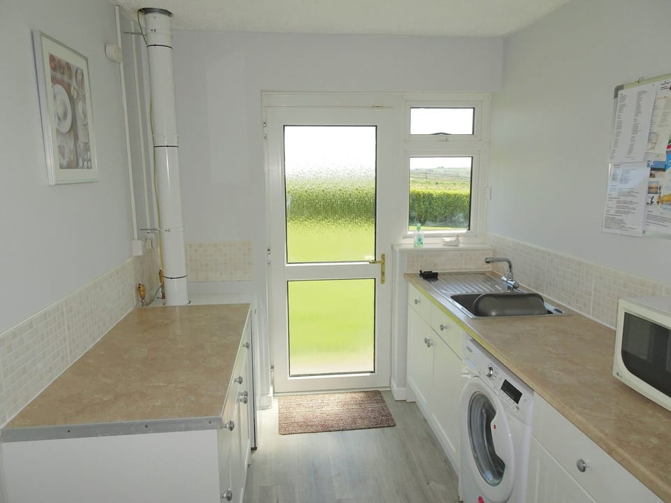 Kitchen/diner | Tregoona, Crantock, near Newquay