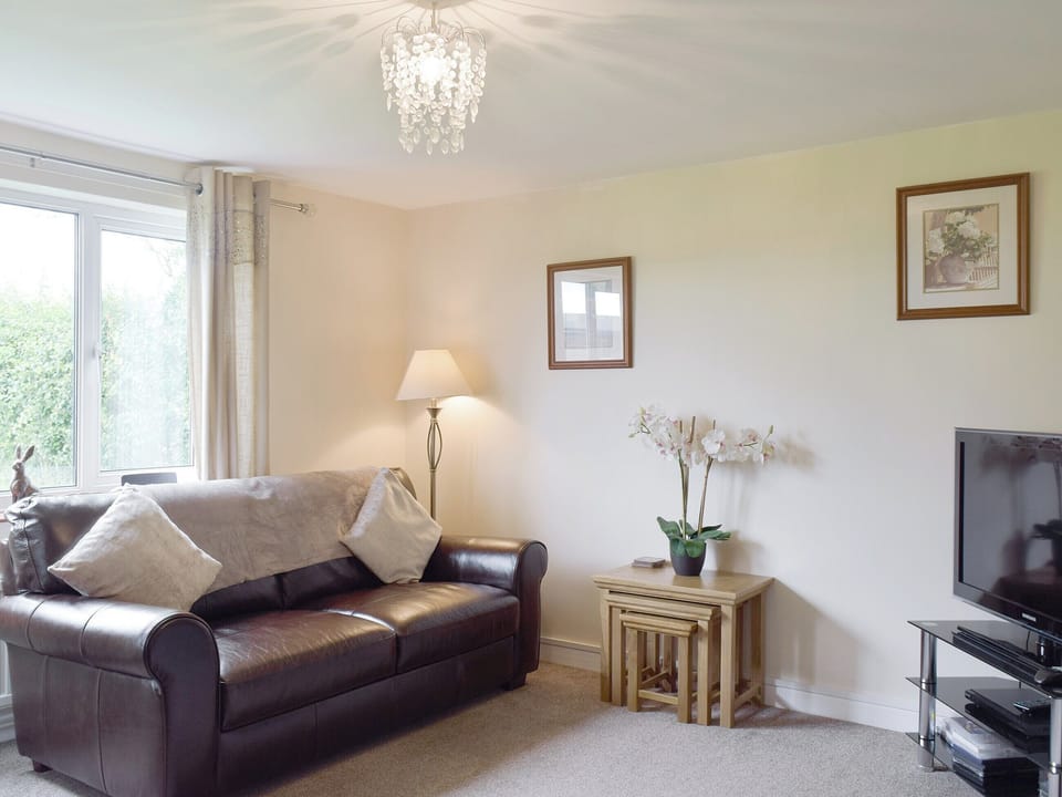 Welcoming living room | Rose Farm Cottage, Frostenden, near Beccles