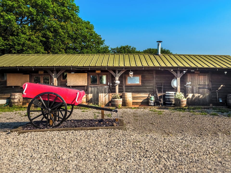 Eco-friendly, stable conversation | The Stables at the Oaks, Yoxall, near Burton-on-Trent
