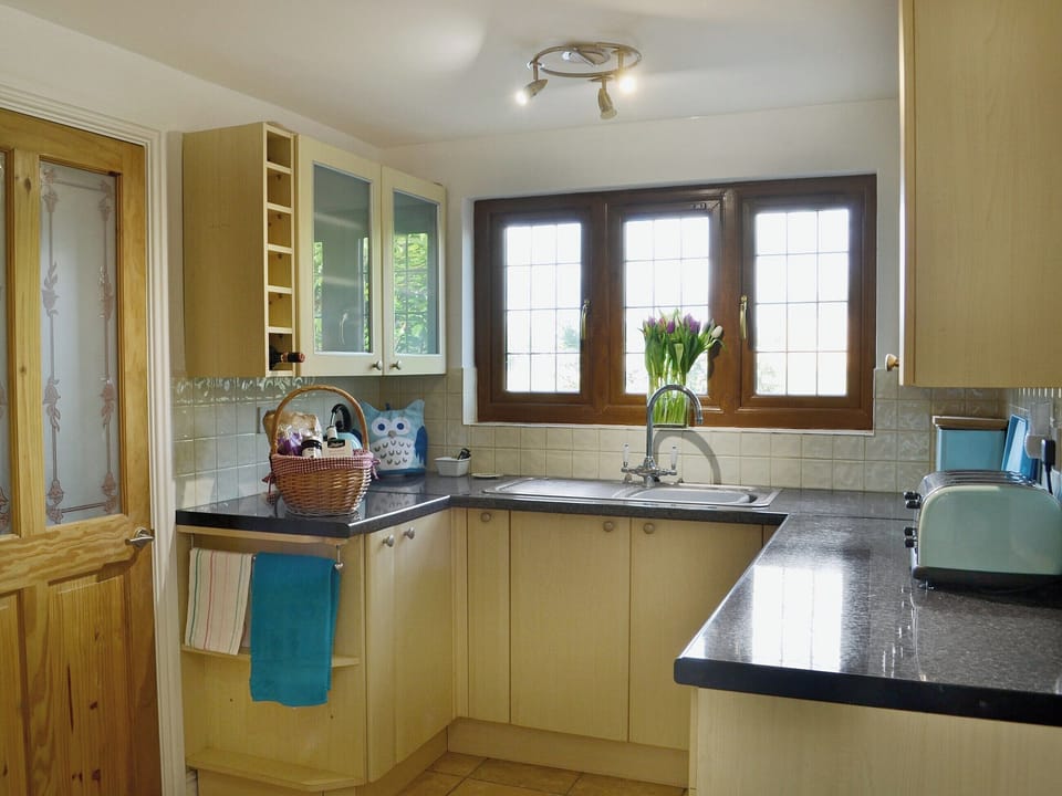 Kitchen/diner | Beech Cottage, Kirkby on Bain, nr. Woodhall Spa
