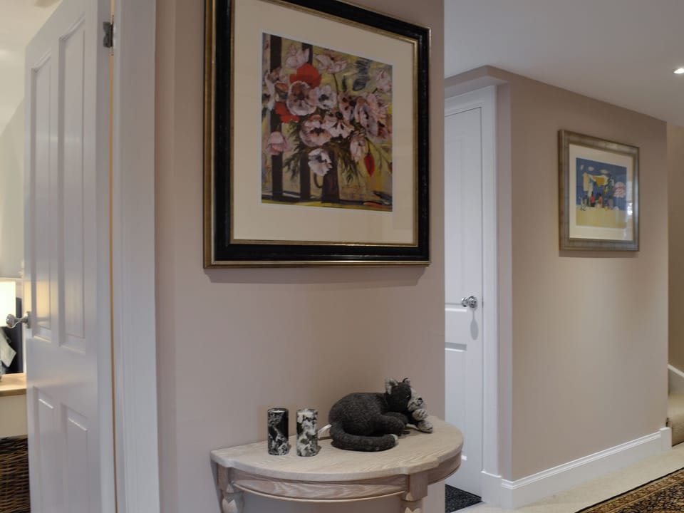 Hallway | Gardener&rsquo;s Cottage - Old Montrose, Montrose