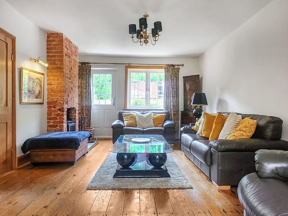 Living area | Pigeon Coo Farmhouse, Hamstead, near Yarmouth