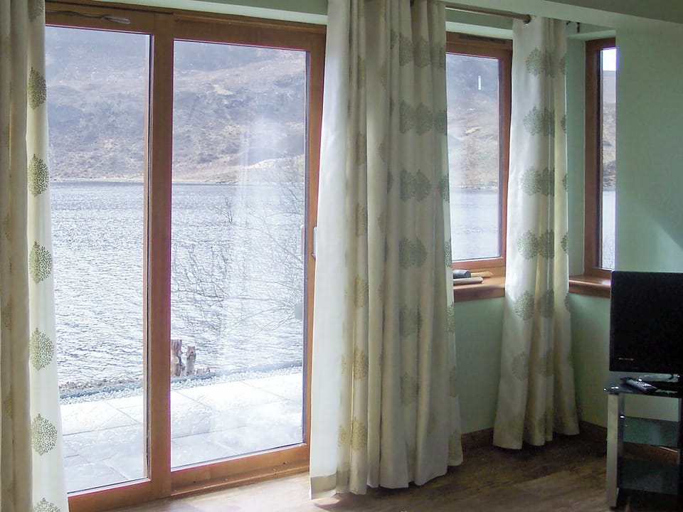 Open plan living/dining room/kitchen | Island Bay View, Sallachy, nr. Dornie