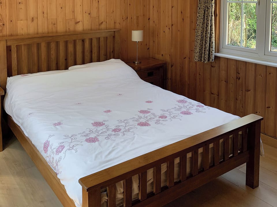 Double bedroom | The Hideaway - The Wheelwrights Post, Burgate, near Fordingbridge