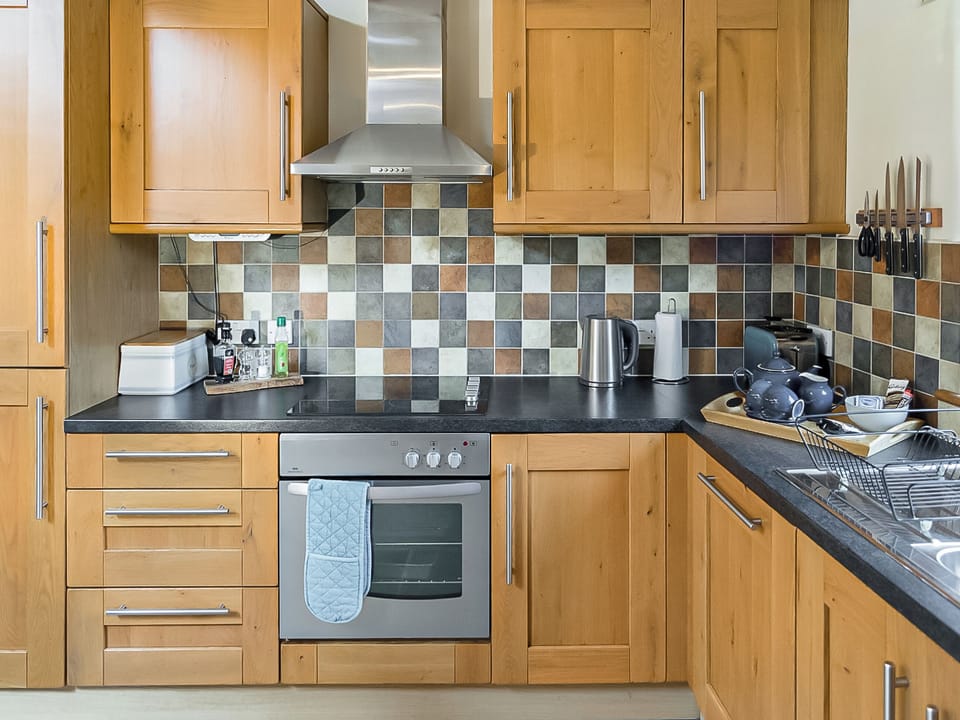 Well-equipped fitted kitchen | Bramble Barn - Middle Huntingford Barns, Charfield, near Wotton-under-Edge