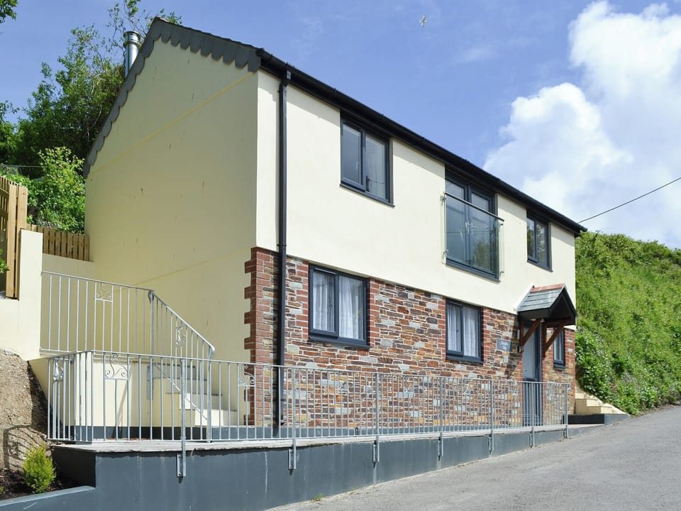 Detached fisherman&rsquo;s loft | Knights Den, Port Isaac