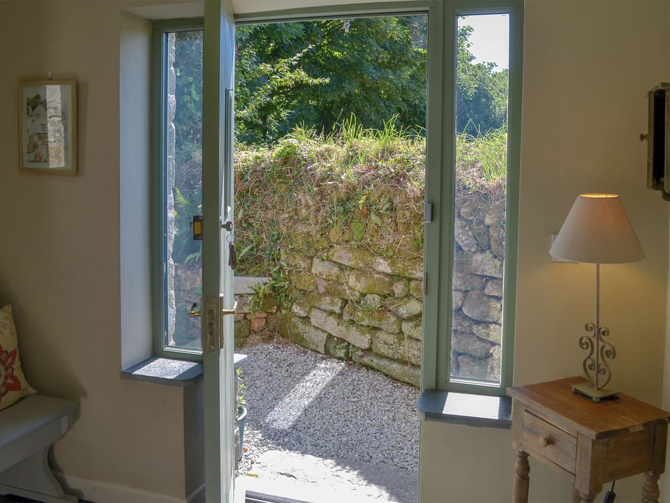 Hallway | The Roost - Sandy Barn Cottages, St Breward, Bodmin Moor