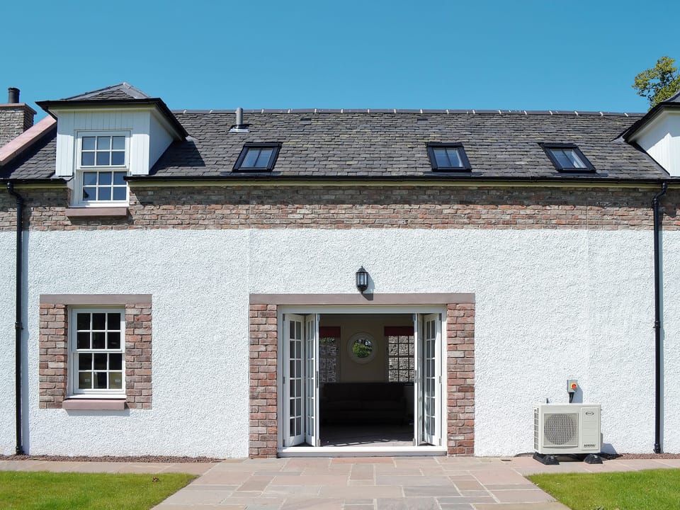 Beautiful paved walkway and patio | The Old Gasworks Building - Old Montrose, Montrose