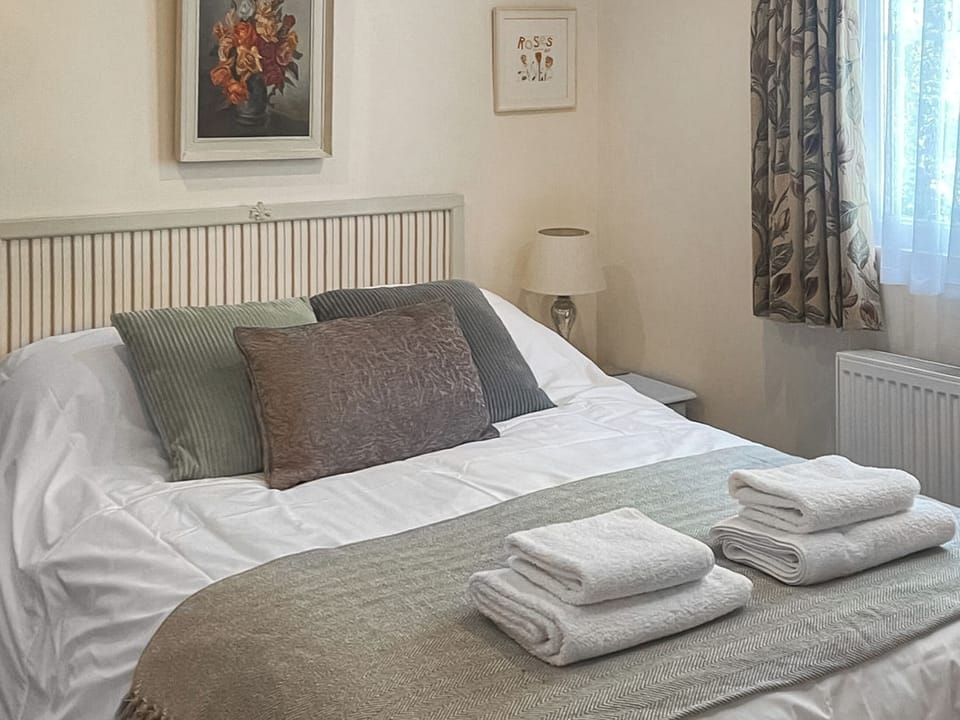 Comfortable double bedroom | River Lodge, Polperro, near Looe