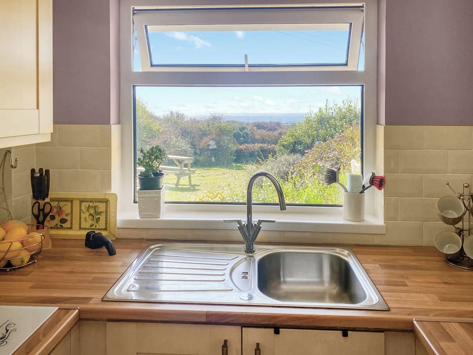 Kitchen | Merriview, Balwest, near Marazion