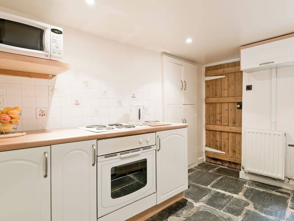 Kitchen | Rowlandson Ground Cottage, Coniston