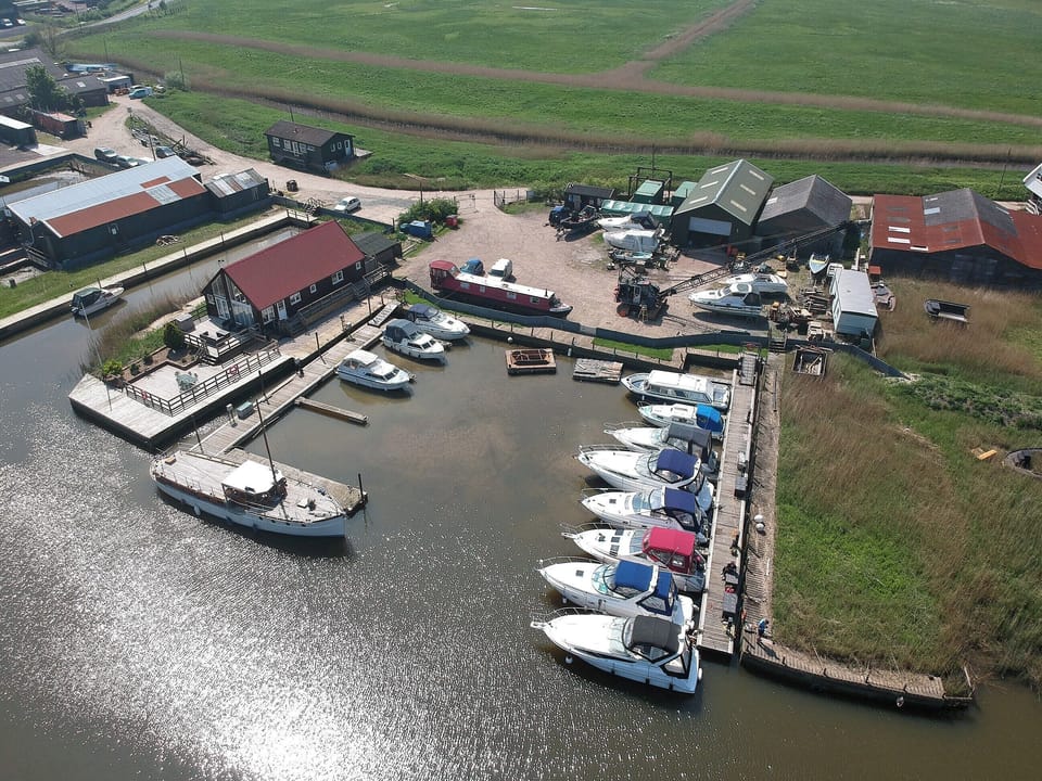Fantastic surrounding area | Moorings House - Moorings House & Reed View, St Olaves, near Beccles