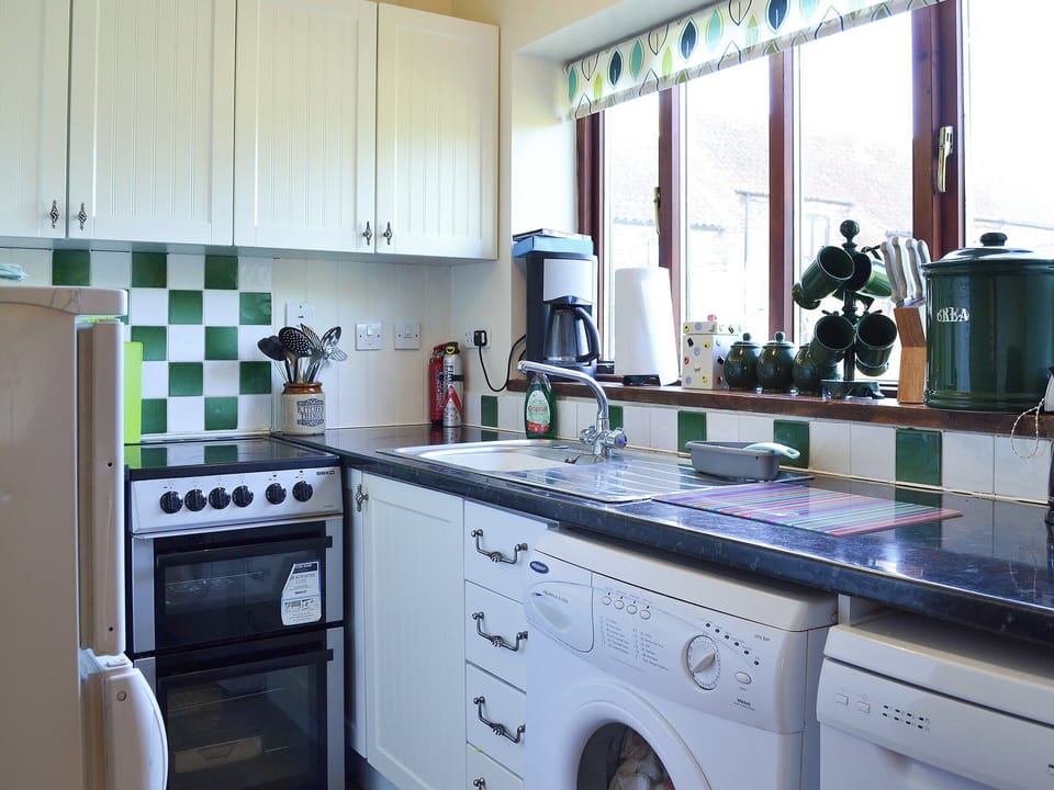 Well-appointed fitted kitchen | Acorn Barn, Laytham, near York
