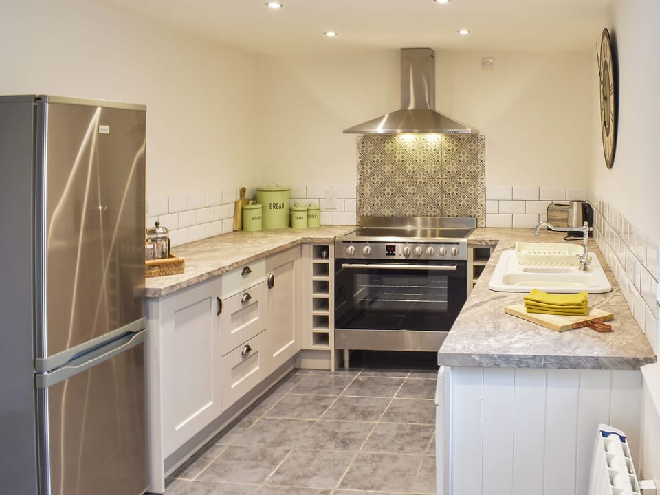 Well appointed and well equipped kitchen | Gewans Farm Cottage, Tregorrick, near St Austell