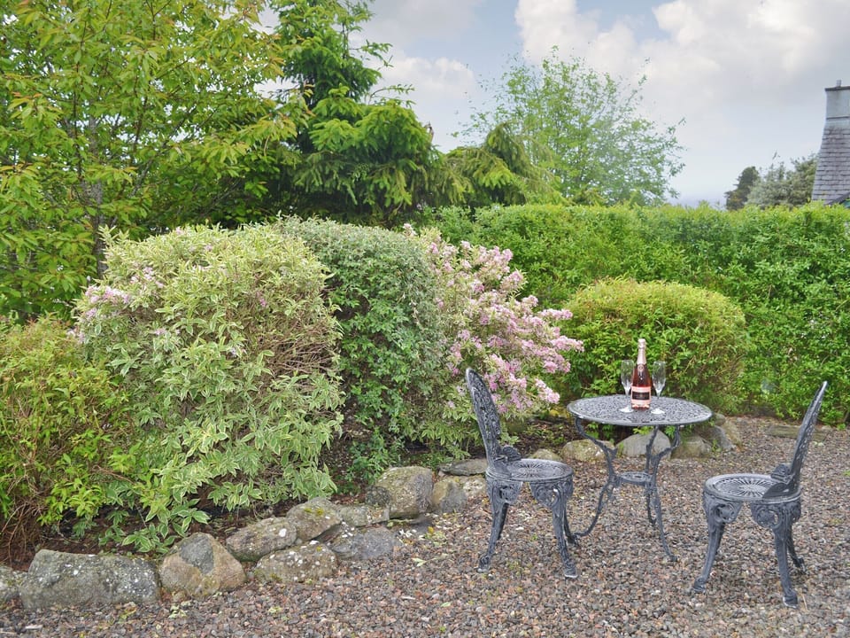 Sitting-out-area | Burns Cottage, Drumnadrochit, by Inverness