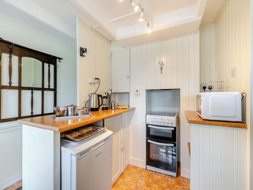 Kitchen area | Memory Cottage, Mevagissey
