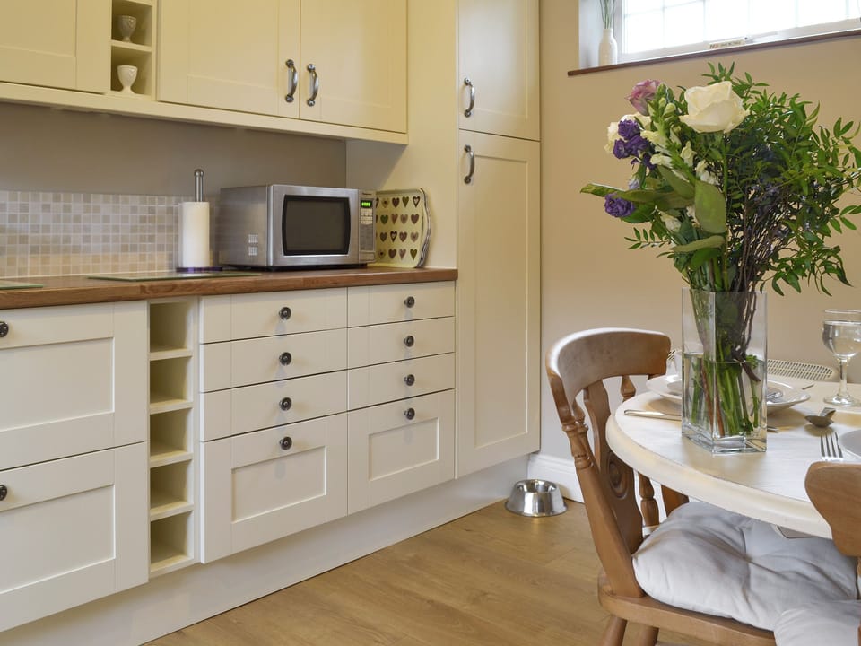 Stylish kitchen/diner | Clinton Cottage, Yaxham, near Norwich