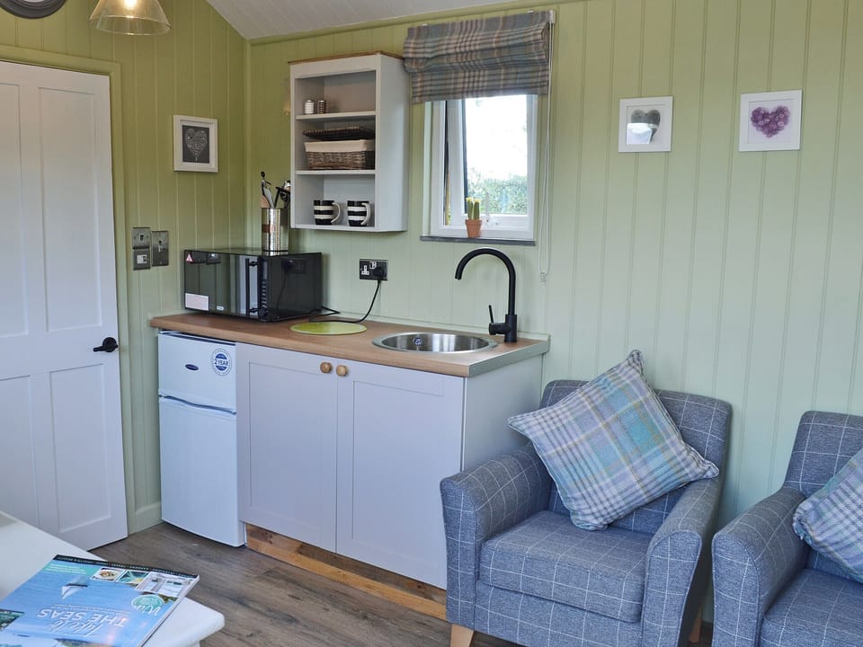 Quaint kitchen area | The Wool Shed, Gorran, near St Austell