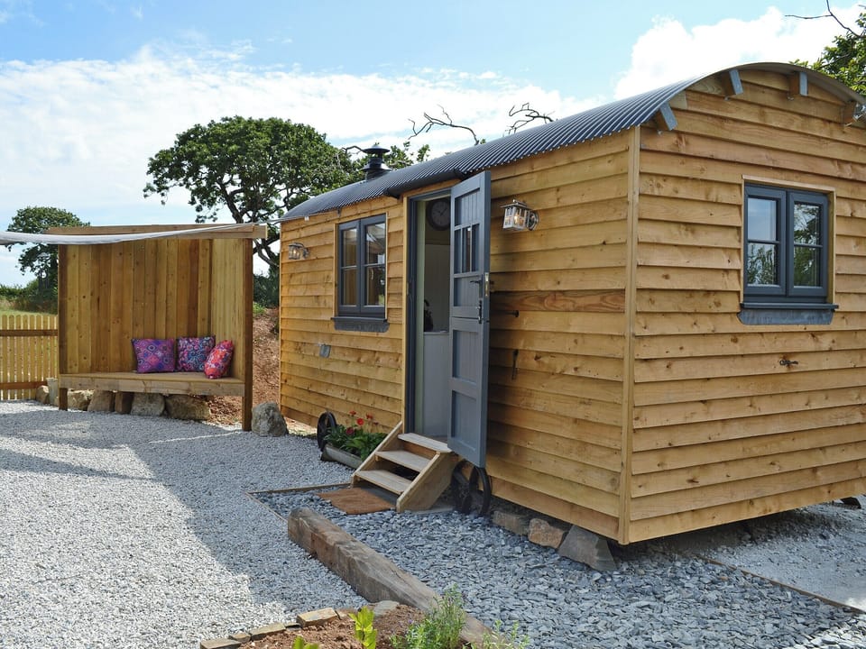 Quirky holiday retreat | The Wool Shed, Gorran, near St Austell