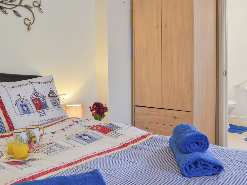 Welcoming studio close to the sea | The Cabin, Pevensey Bay, near Eastbourne