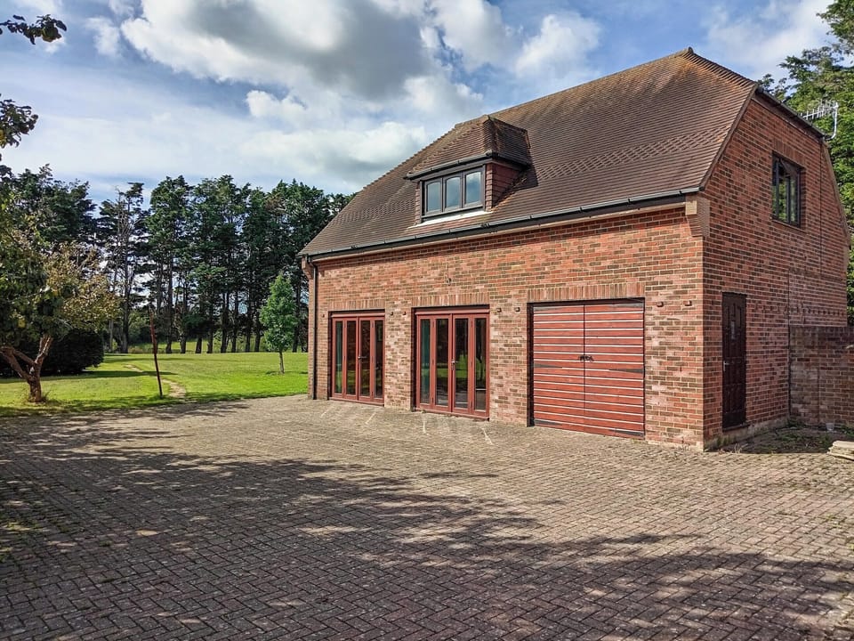 Exterior | Greenwood Cottage, Brading, near Sandown