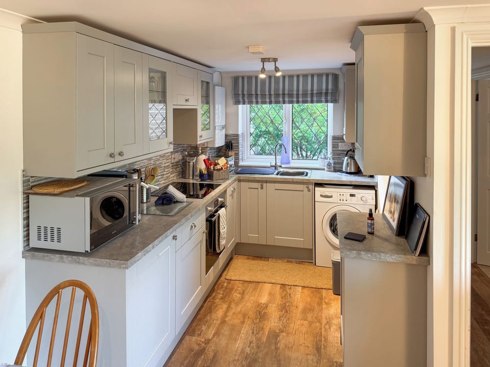 Kitchen/dining area | Picket Hill Cottage - New Forest Cottages, Picket Hill, near Ringwood
