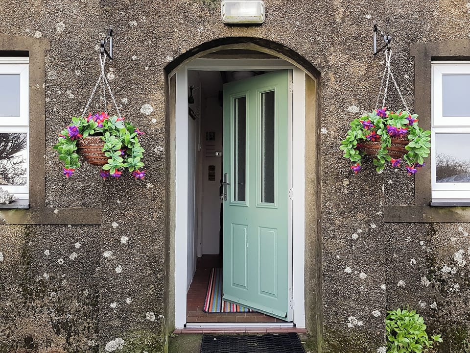 Charming cottage set on a working farm close to the beautiful Aberdaron Bay | Hendy, Aberdaron, Lleyn Peninsula