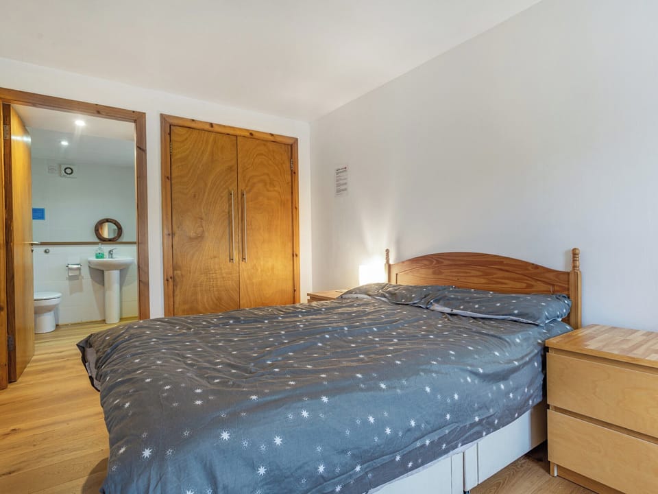 Double bedroom | Heron&rsquo;s Rest, Feriniquarrie, near Glendale