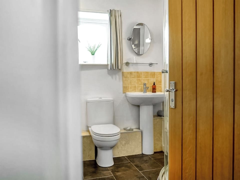 Family shower room | The Shippon - Mennabroom Farm Cottages, Warleggan, near Bodmin