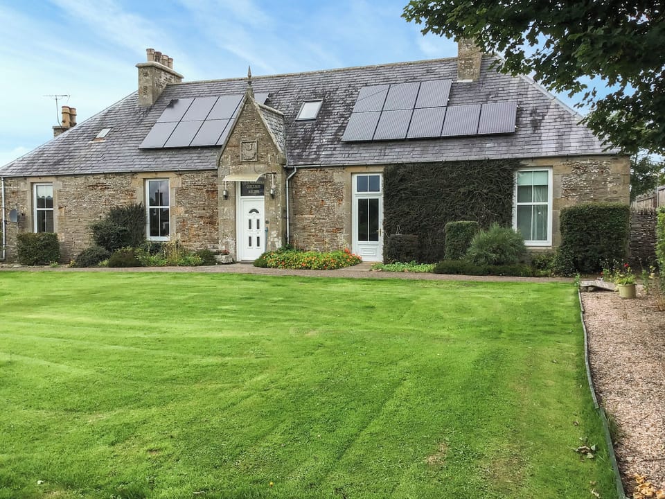 Exterior | Gladstone Cottage, Castletown, near Thurso