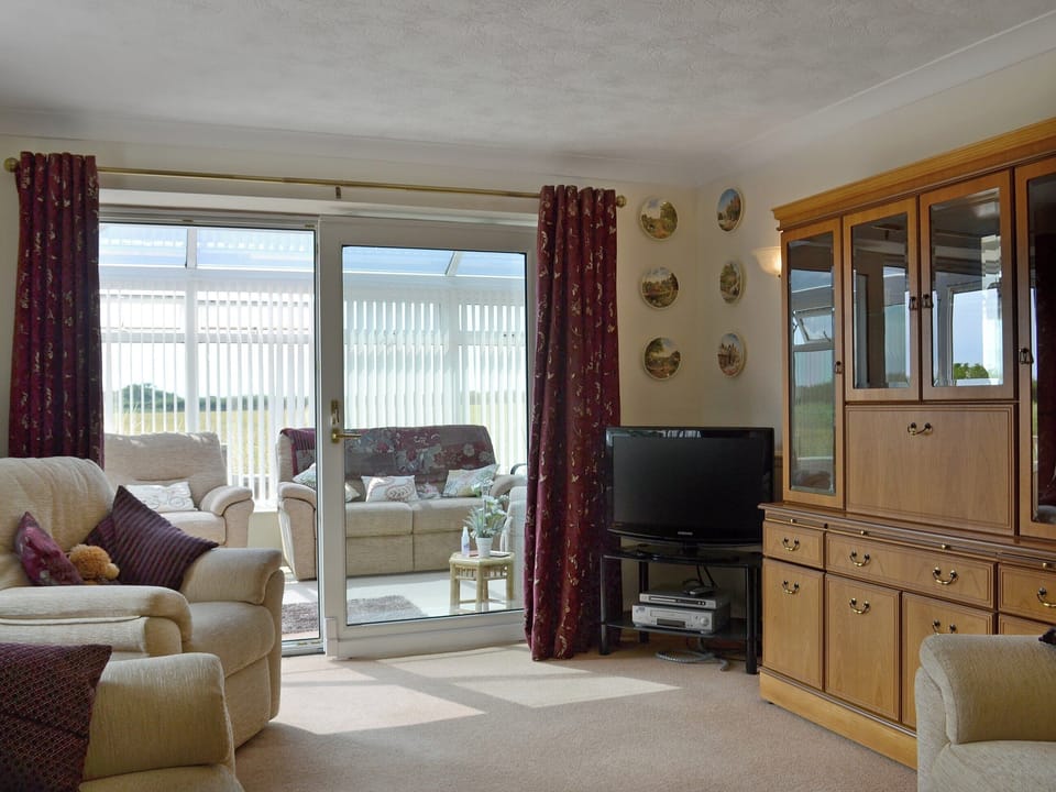 Welcoming living room | Authorpe Bungalow, Hogsthorpe, near Skegness