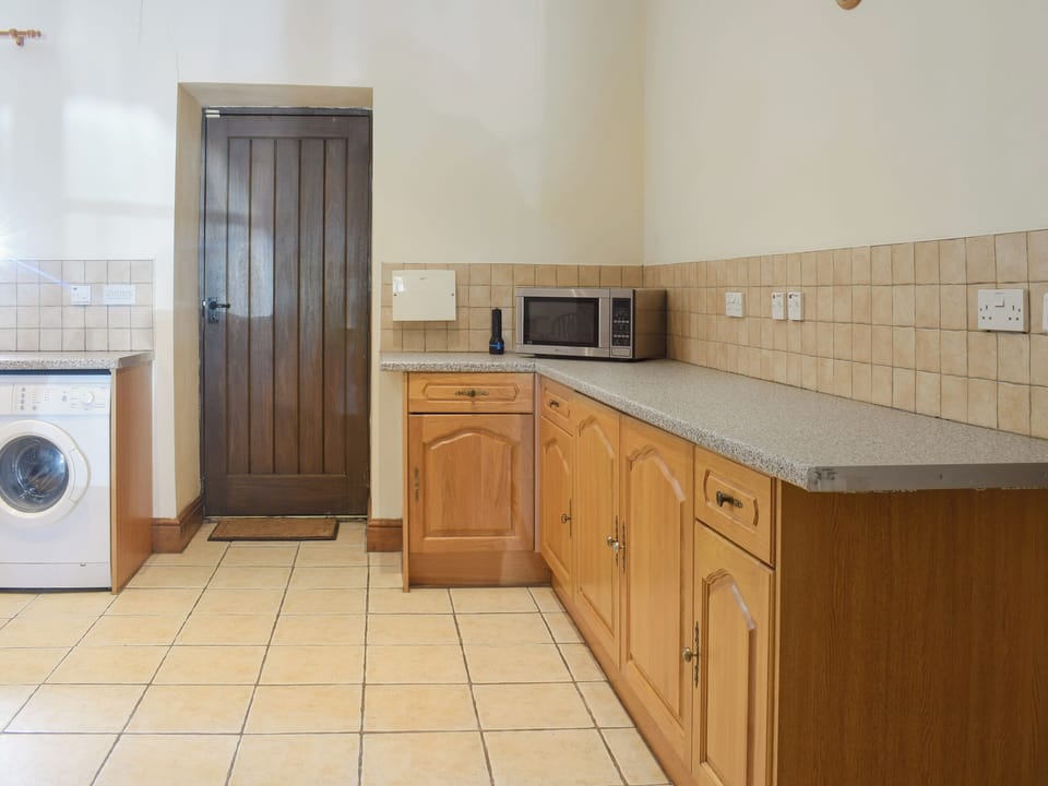 kitchen area | Grisedale Coach House, Threshfield, near Grassington