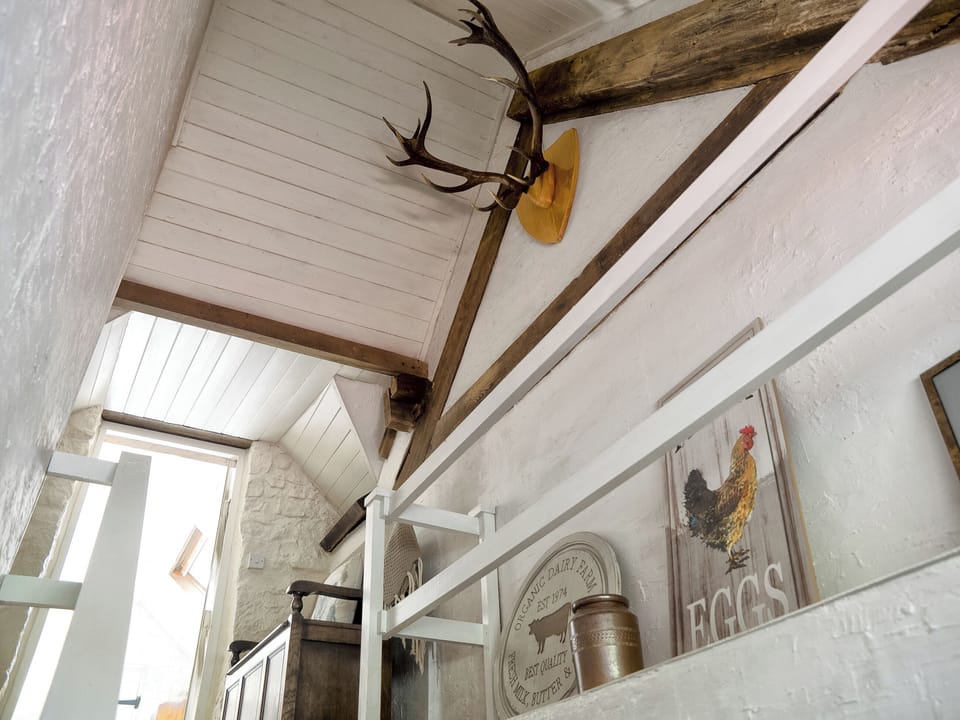Double bedroom | Nightingale Cottage - Leashaw Farm, Whatstandwell, near Matlock