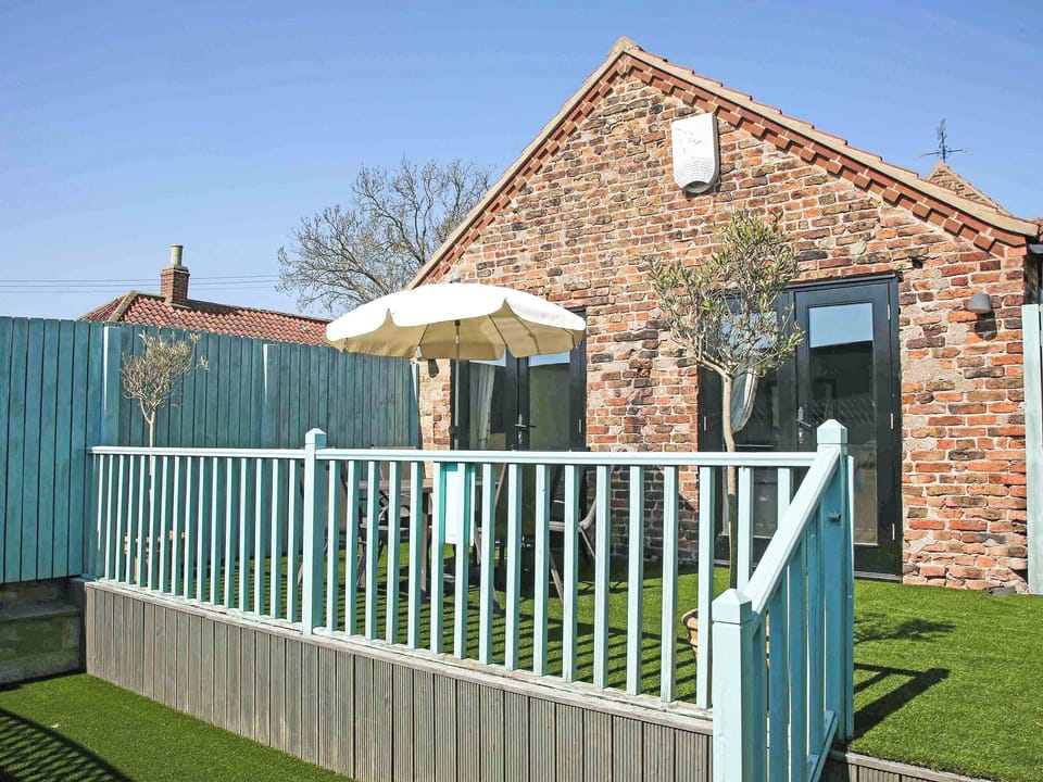 Sitting-out-area | The Old Barn - Corporation Farm Cottages, Tickton, near Beverley