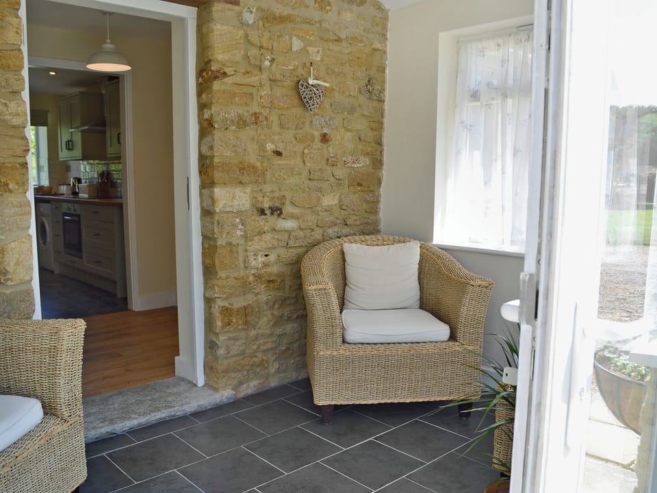 Welcoming entrance | Acorn Cottage - Wood Dairy, North Perrott, near Crewkerne