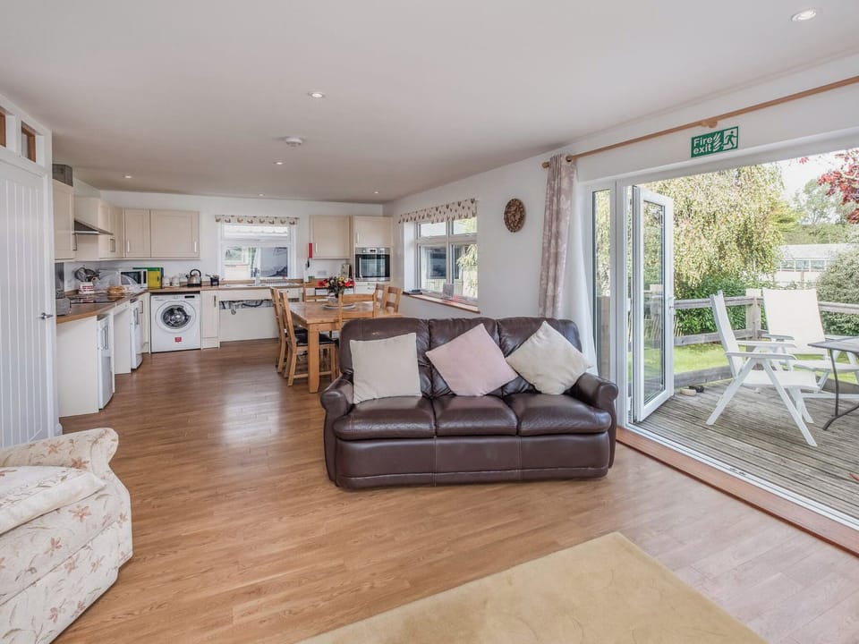 Convenient open-plan living space | Grange Farm Holiday&rsquo;s - Red Squirrel Lodge - Grange Farm Holidays, Wootton, near Ryde