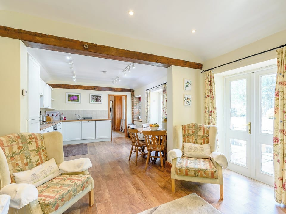 Homely open plan living space | Cottage in the Pond, Garton, near Hornsea