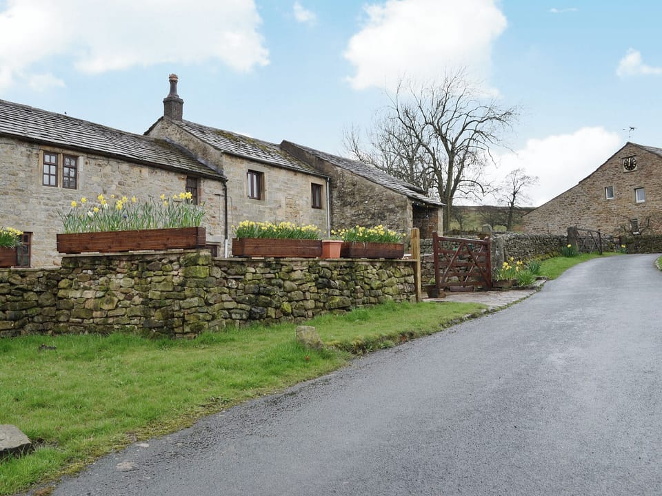 Exterior | Harrop Fold Cottages - The Granary, Harrop Fold, nr. Clitheroe