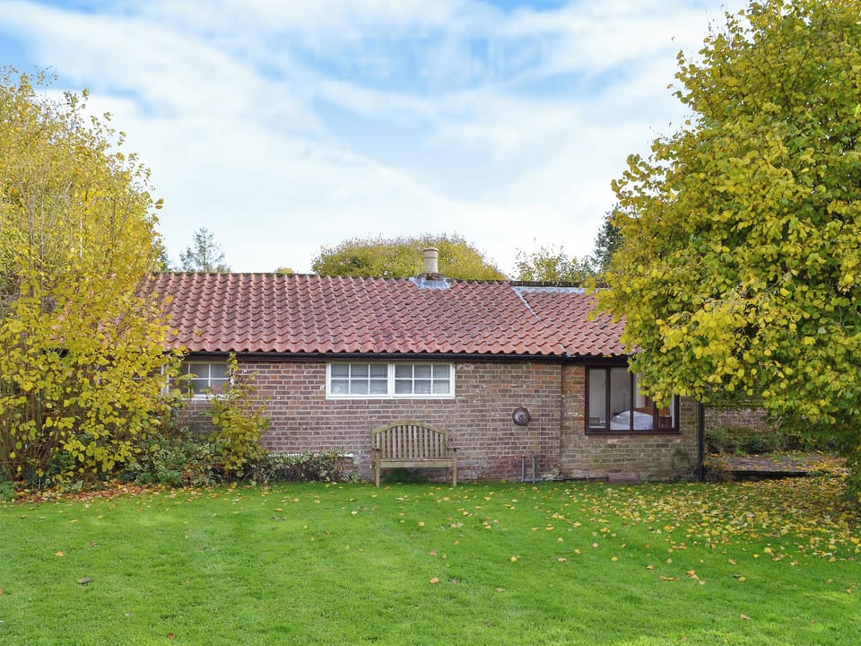 Charming property | Gamekeeper&rsquo;s Cottage - The Dovecote, Staple, near Wingham