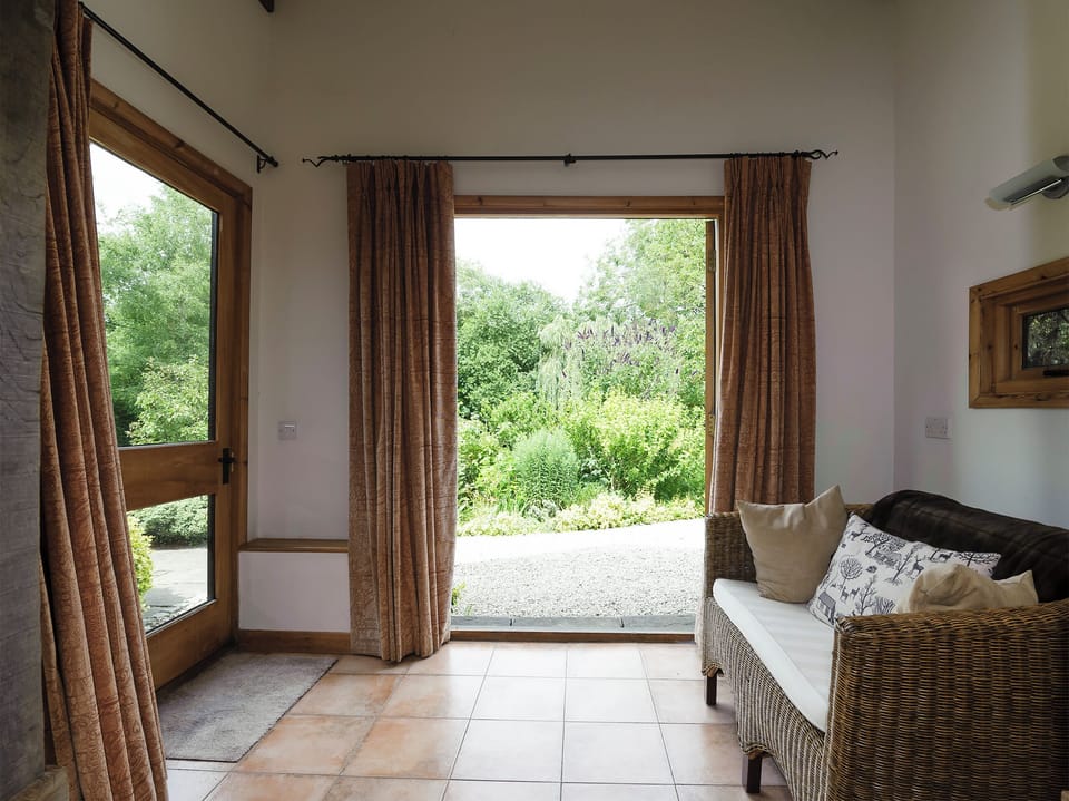 Living area in the annexe | Thatched Cottage, Sternfield, near Aldeburgh