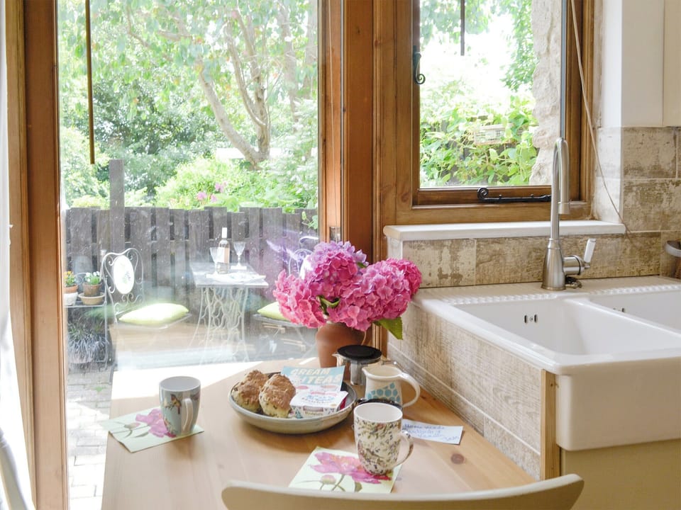 Intimate dining area | The Figgery, Bittaford, near Ivybridge