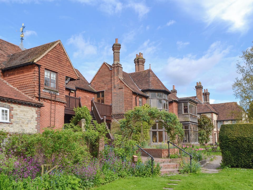 Delightful holiday home | Stable Yard Cottage, Selborne, near Alton