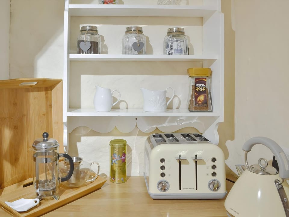 Charming kitchen | Garden Cottage, Rottingdean, near Brighton