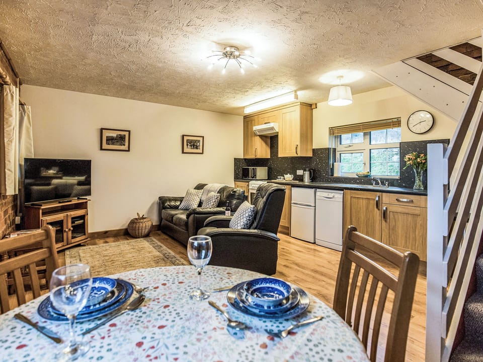 Lovely open plan living area | Yarlington Mill - The Old Kennels Holidays, Ledbury