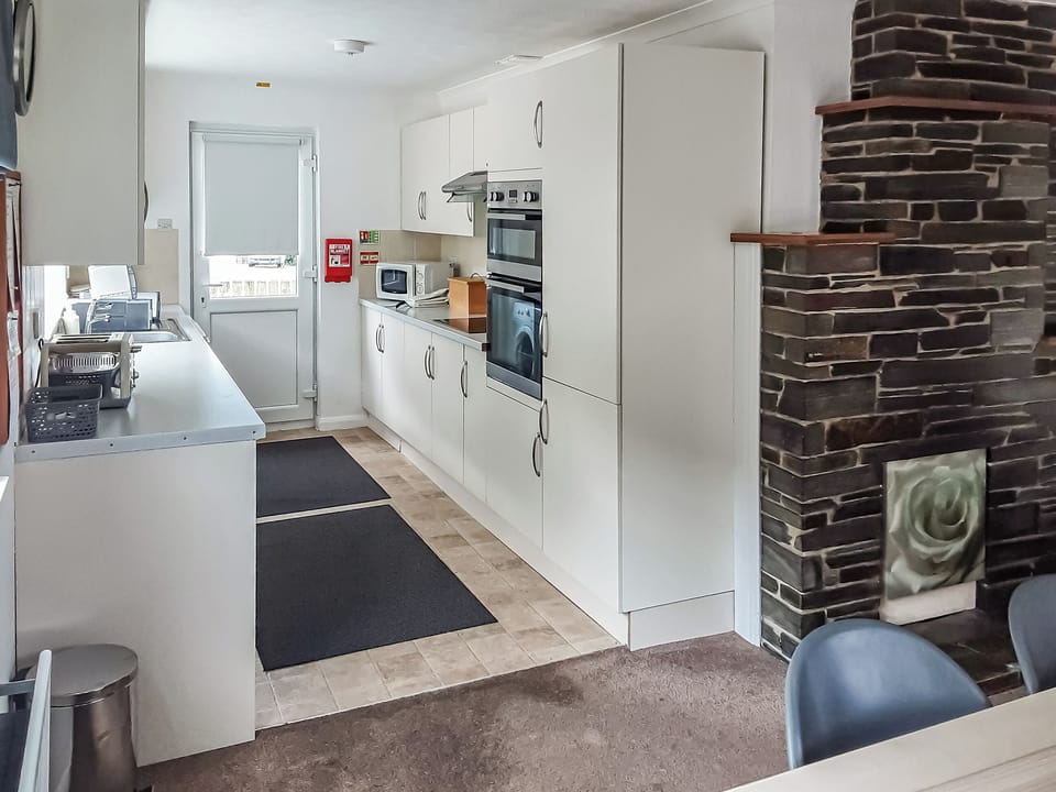 Kitchen | Valley Truckle Bungalow, Valley Truckle, near Tintagel