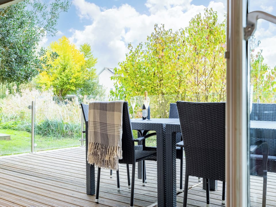 Sitting-out-area | The Augusta House, Somerford Keynes