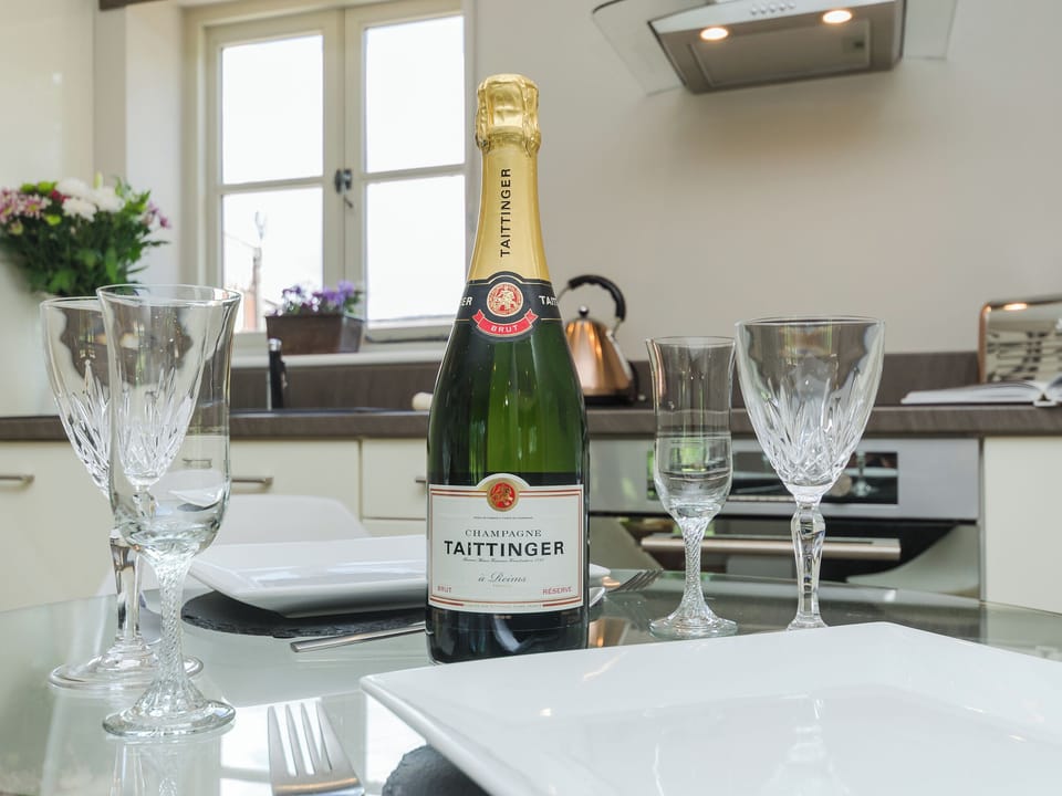 Open plan living space | Little Barn - Lower Delves Farm, Shirland, near Alfreton