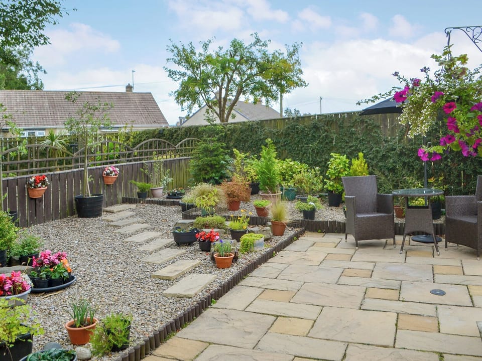 Pretty garden area | High Trees Annex, Widdrington, near Morpeth