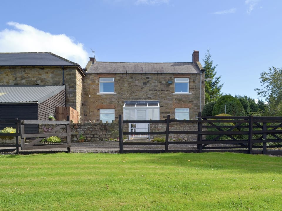 Ideally situated holiday home | Lings Farm Cottage, Temple Normanton, near Chesterfield