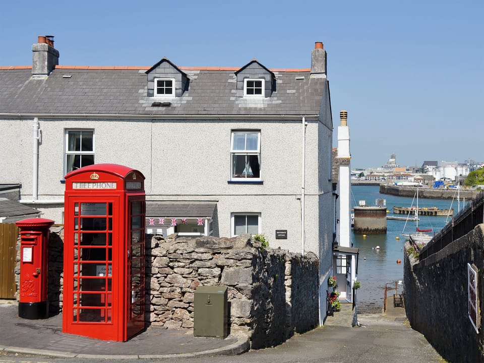 Semi-detached, coastal cottage | Providence Cottage, Turnchapel, near Plymouth
